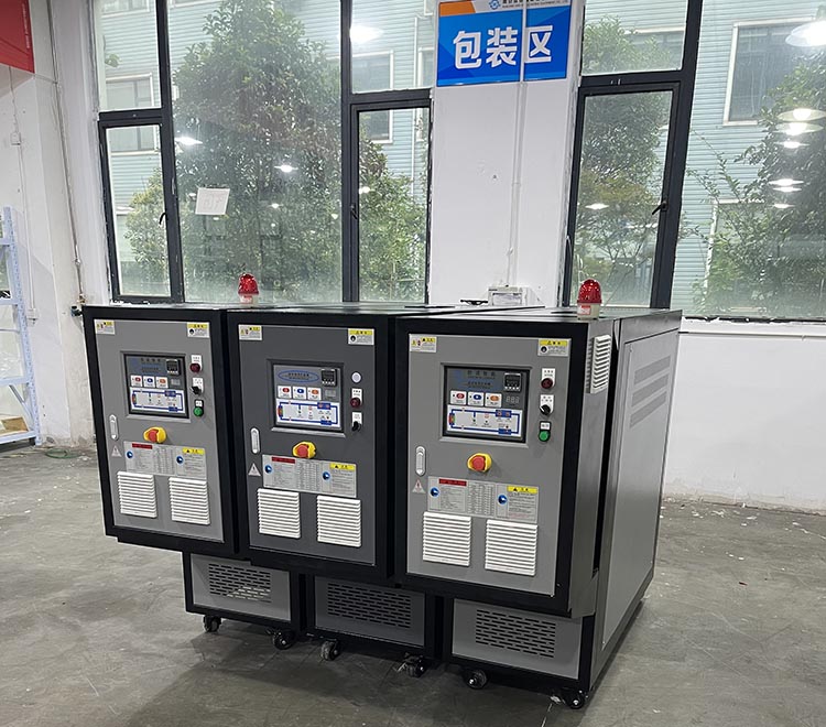 3臺(tái)高溫油溫機(jī)—發(fā)貨江蘇南通
