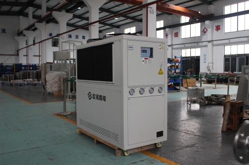 夏季高溫冷水機報警怎么辦