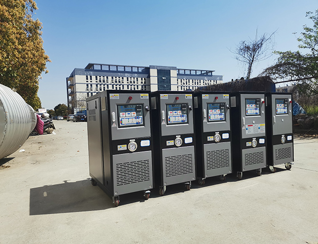 高溫油式模溫機(jī)保養(yǎng)須知