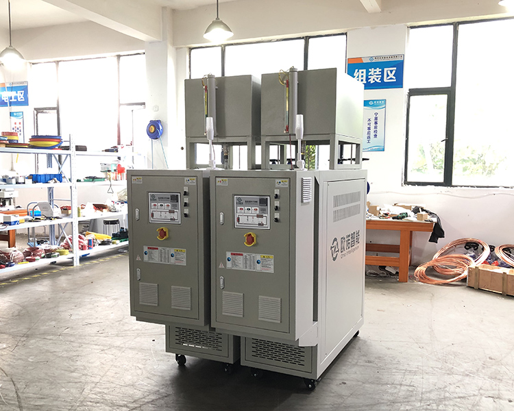 高溫油溫機發(fā)貨 高溫油溫機發(fā)貨